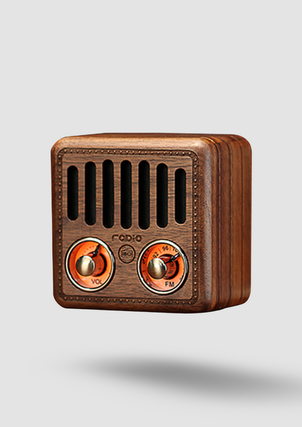 Retro Wooden Bluetooth Speakers With Radio Card